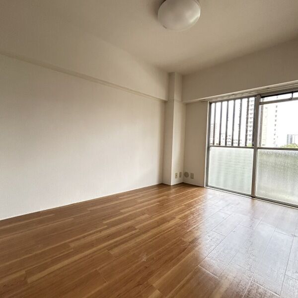 居室・リビング　※別室の参考写真の為、現況優先です。