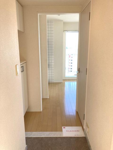 玄関　※写真は同タイプ住戸です。