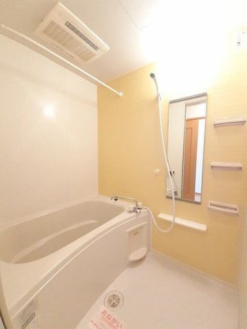 バス・シャワールーム　日々の疲れを癒すお風呂付です