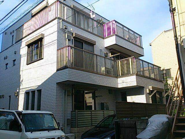 建物外観　オートロック付き