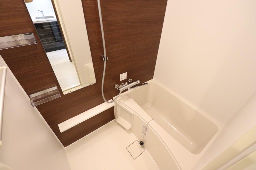 バス・シャワールーム　参考写真（同物件別部屋）