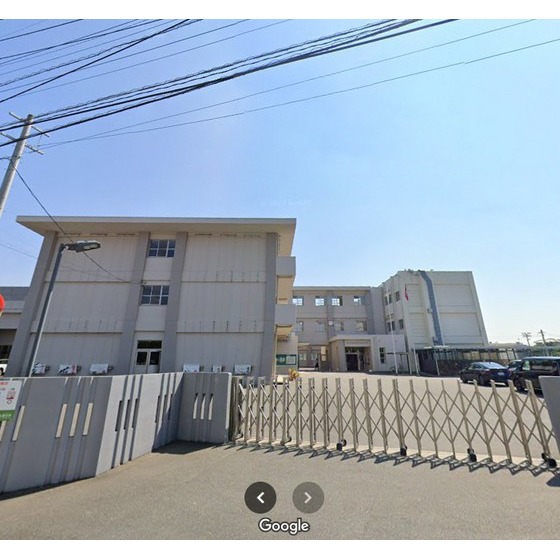 中学校　春日市立春日東中学校（中学校）まで856m