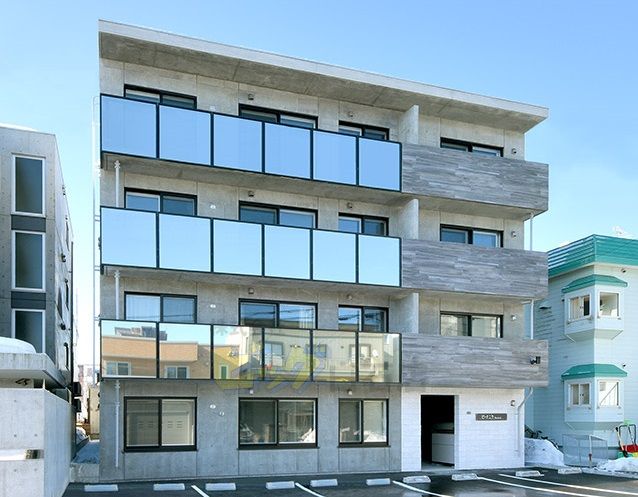 建物外観　都市ガス・Ｗｉ－Ｆｉ付ネット無料導入のマンションです♪