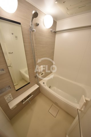 バス・シャワールーム　ブランズ北堀江プレイス　浴室