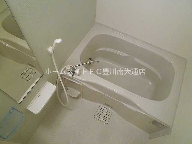 バス・シャワールーム　バス