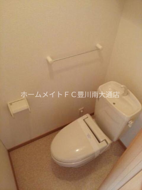 トイレ　トイレ