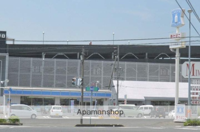 コンビニ　ローソン（コンビニ）まで620m