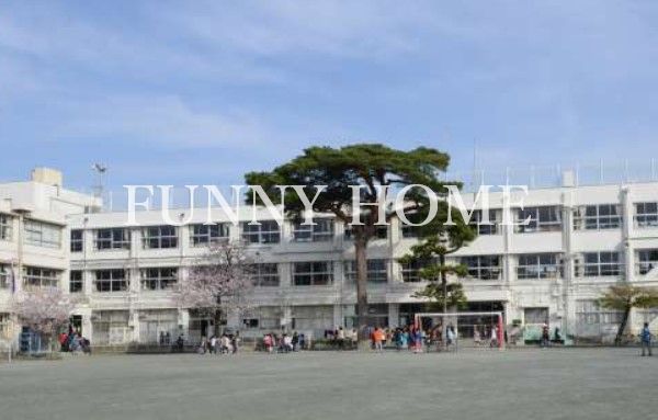 小学校　世田谷区立玉川小学校（小学校）まで474m