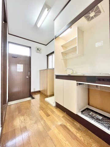 キッチン　別部屋の参考写真です♪