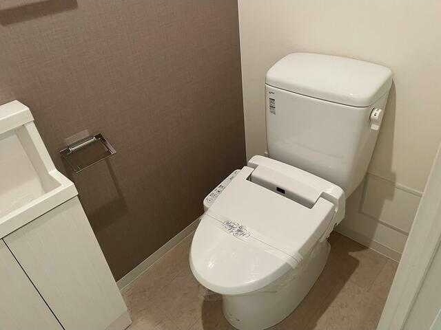 トイレ　※別部屋の参考写真です。