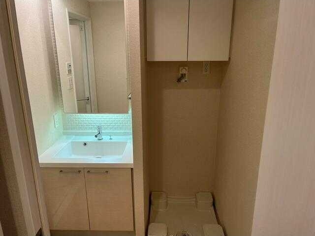 洗面設備　※別部屋の参考写真です。