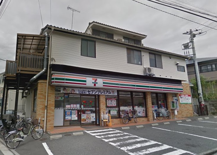 コンビニ　セブンイレブン（コンビニ）まで1337m