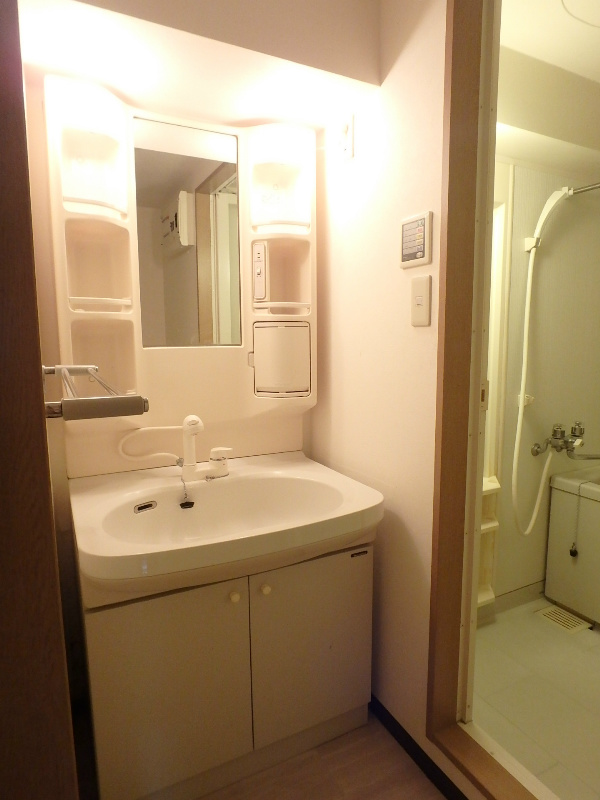 洗面設備　シャンプードレッサー