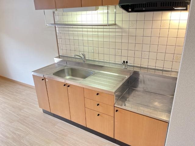 キッチン　※別号室参考写真