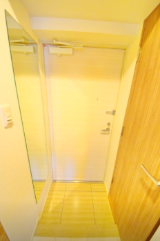 玄関　グランド・ガーラ横浜新子安