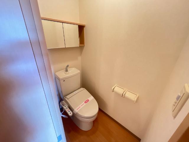 トイレ　シャワー付トイレ