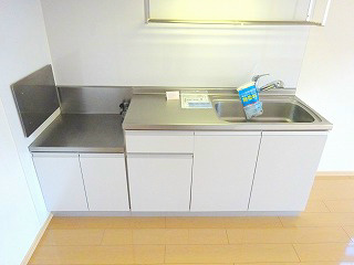 キッチン　写真は203号室です（参考）