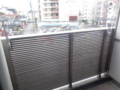 バルコニー　ベランダ