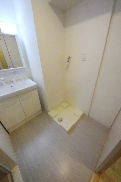 その他　室内洗濯機置場