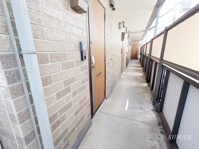 ロビー　1F通路です☆