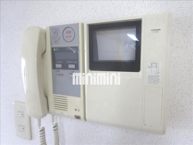 セキュリティ　ＴＶ付きモニターフォンあり防犯性高いです。