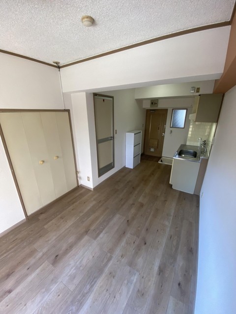 居室・リビング　【洋室】※前回入居時　現況を優先します