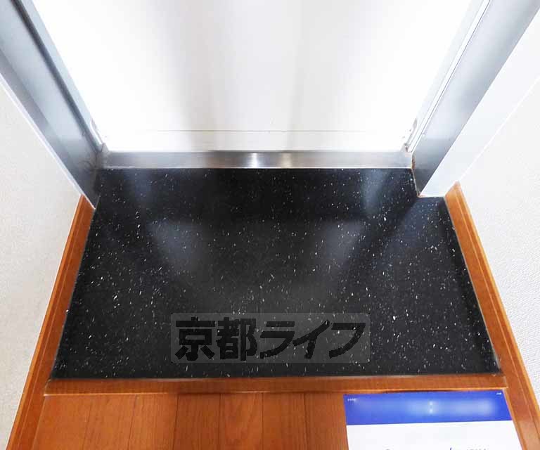 玄関　大きな段差がありません