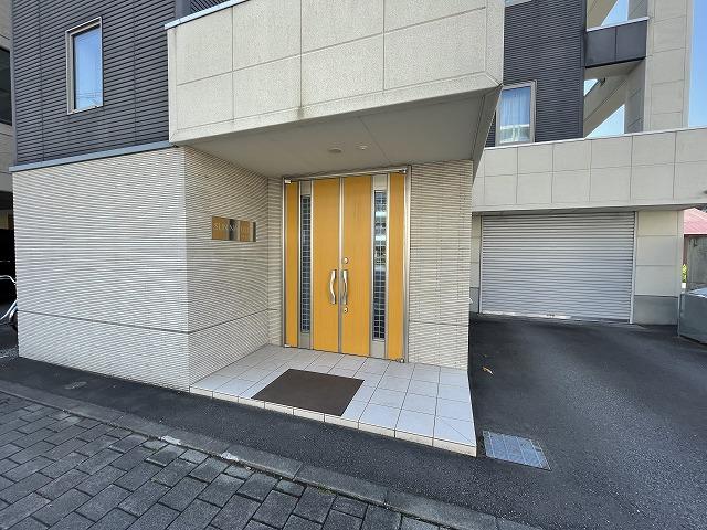 エントランス　エントランス