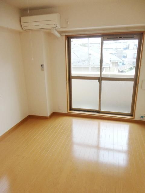 その他部屋・スペース　★洋室７帖★