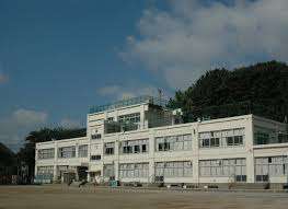 中学校　杉並区立神明中学校（中学校）まで1152m