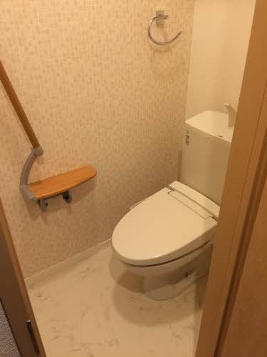 トイレ　トイレ