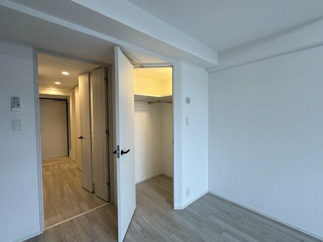 収納　写真は同タイプ住居です。