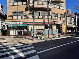 コンビニ　セブンイレブン 西日暮里六丁目店（コンビニ）まで196m
