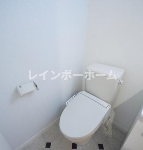 トイレ　ゆったりとした空間のトイレです