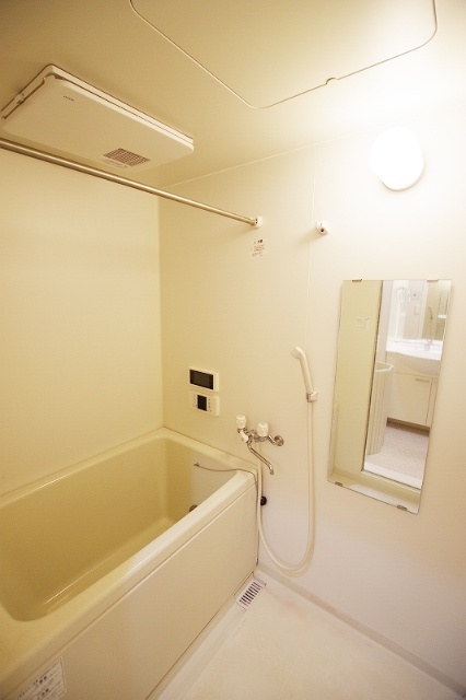 バス・シャワールーム　※類似室内