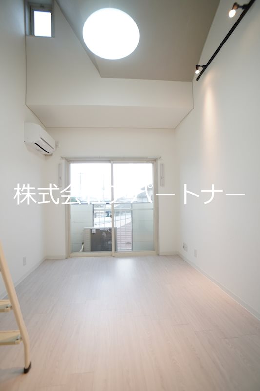 居室・リビング　リフォーム済のきれいなお部屋です♪