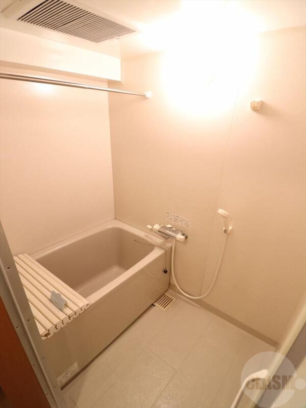 バス・シャワールーム　浴室乾燥機付