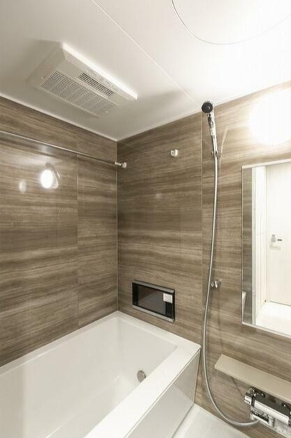 バス・シャワールーム　風呂