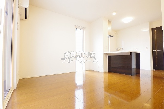 居室・リビング　10.5帖の広いお部屋！