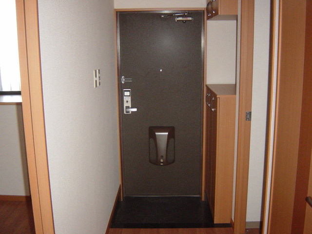 玄関　玄関（イメージ）