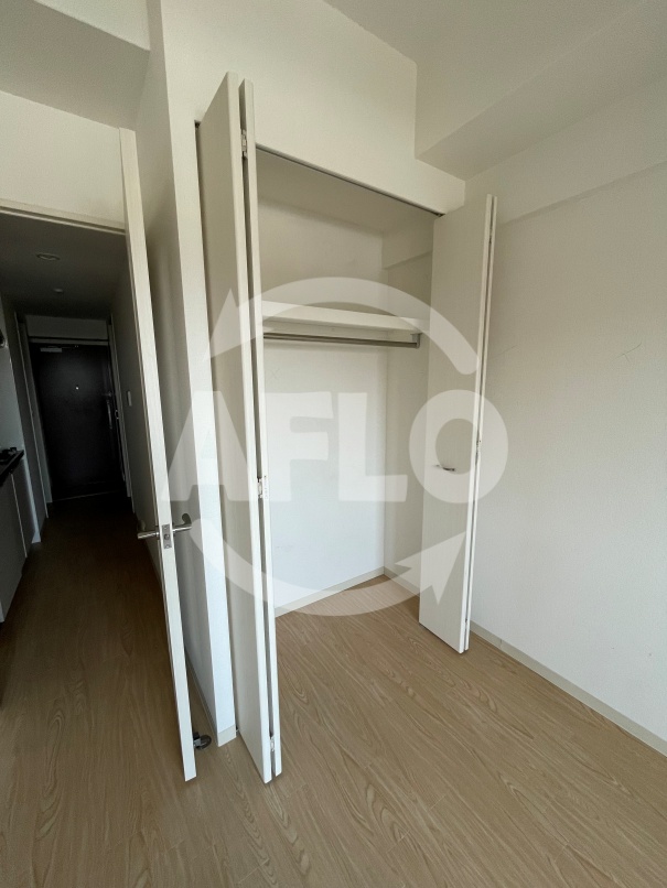 収納　クローバー・グランデ長居公園　クローゼット