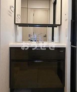 洗面設備　※同仕様参考写真