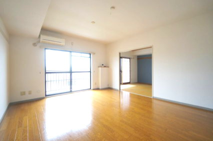 居室・リビング　当日の見学大歓迎！