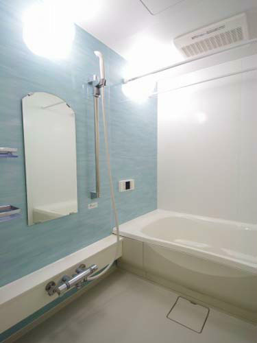 バス・シャワールーム　類似室内