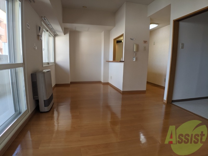 居室・リビング　広くてキレイなＬＤＫが広がっていて、充実した生活が送れそう。