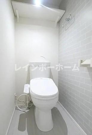 トイレ　※同施工会社参考写真