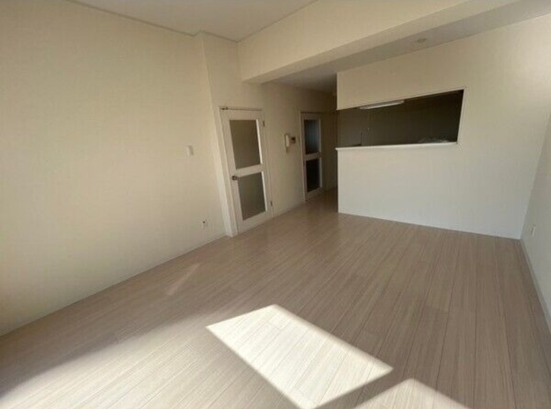 居室・リビング　図面と現状に相違がある場合には現状を優先