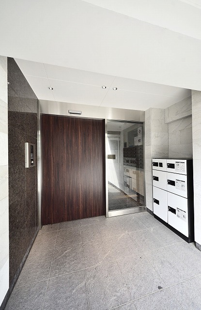 エントランス　エントランス