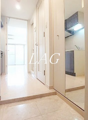 玄関　玄関です。