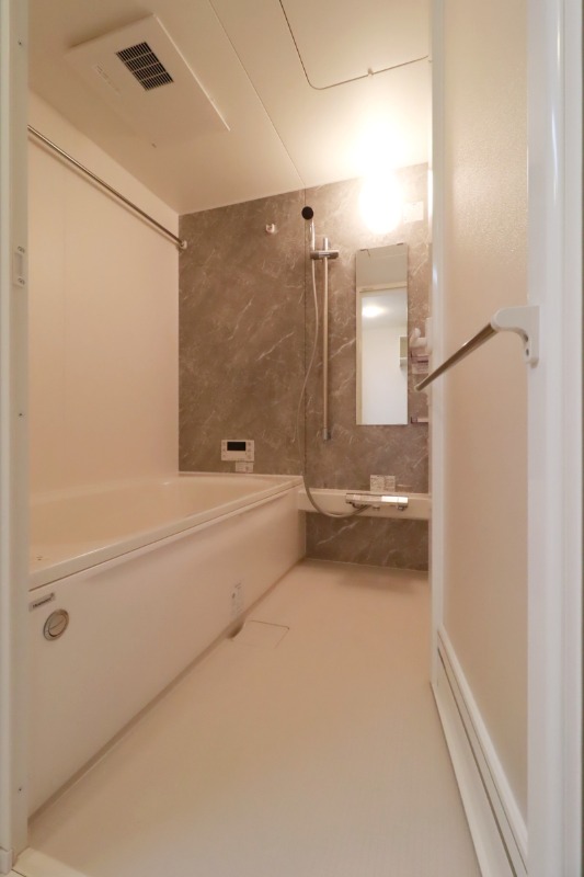 バス・シャワールーム　図面と現状に相違がある場合には現状を優先